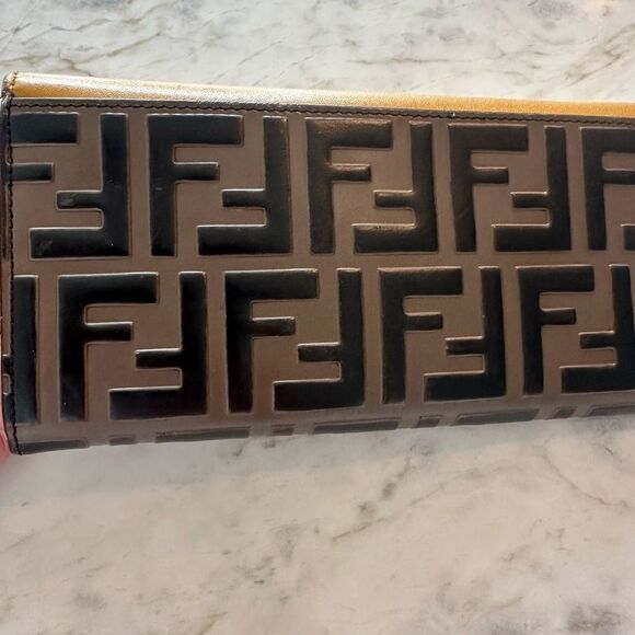 Fendi Zucca F Mustard  Yellow and Black Women's Clutch/ Wallet - Picture 3 of 16